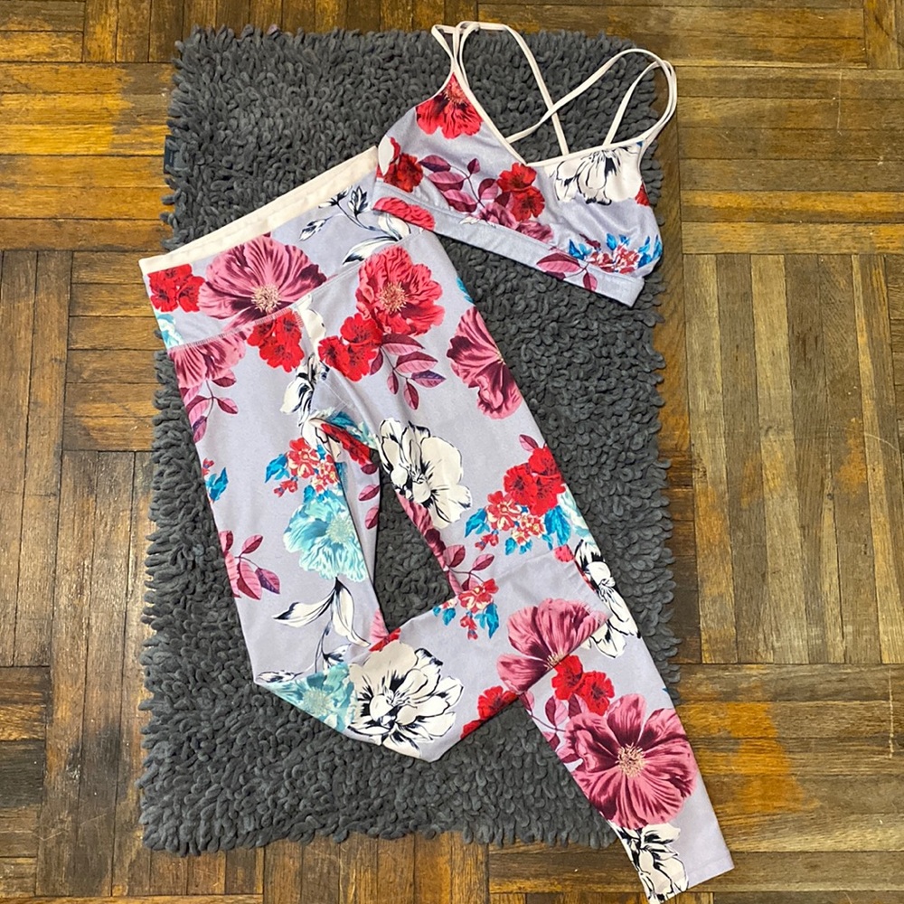 Old Navy Active Floral Set